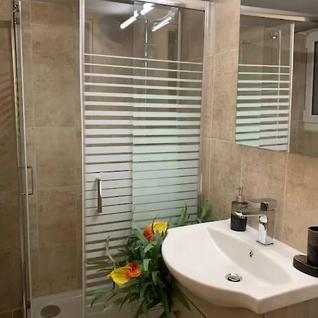 Modern Comfort Close To Acropolis Apartment Athens
