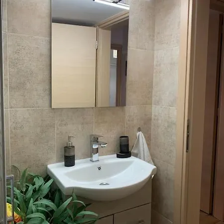 Modern Comfort Close To Acropolis * Athens