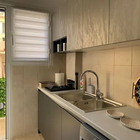 Modern Comfort Close To Acropolis Apartment Athens
