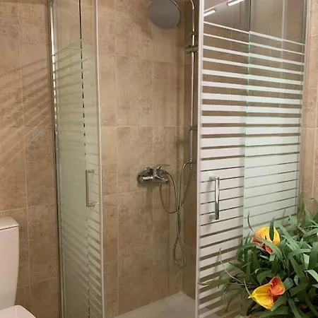 Modern Comfort Close To Acropolis